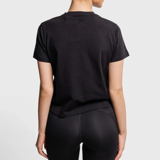 SIGNATURE CROPPED TEE